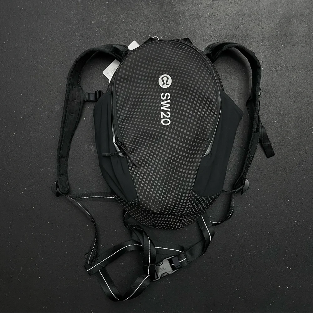 RARE lululemon Fast and Free Reflective Backpack *SW SeaWheeze edition - Picture 1 of 6
